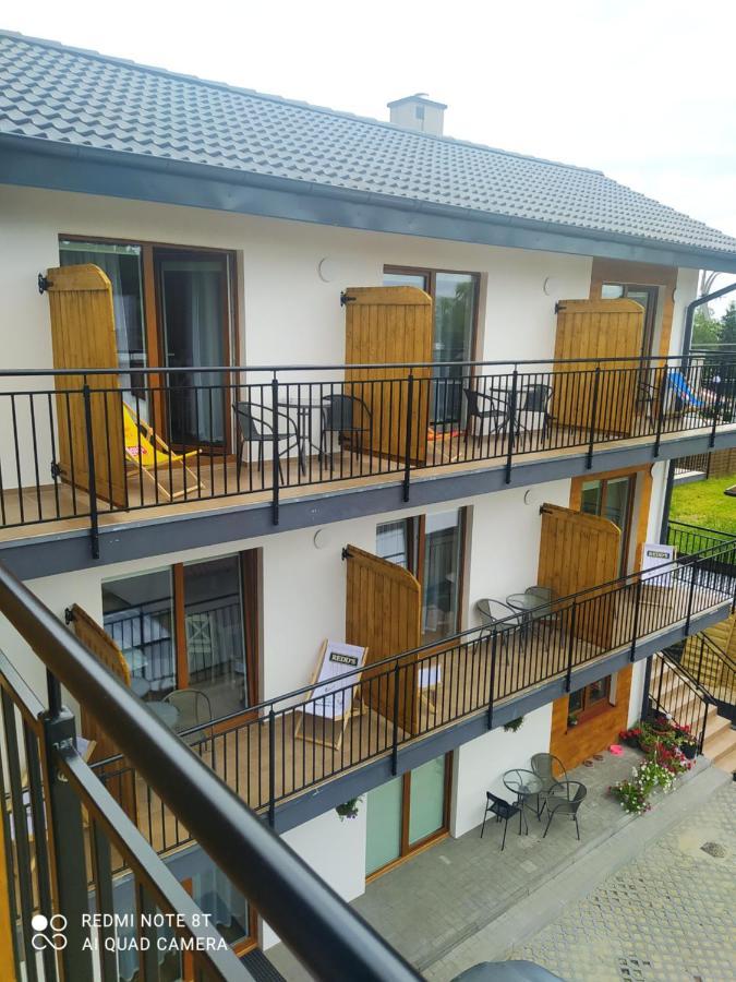 Hotel Piaskowy Dwor Krynica Morska Exterior foto